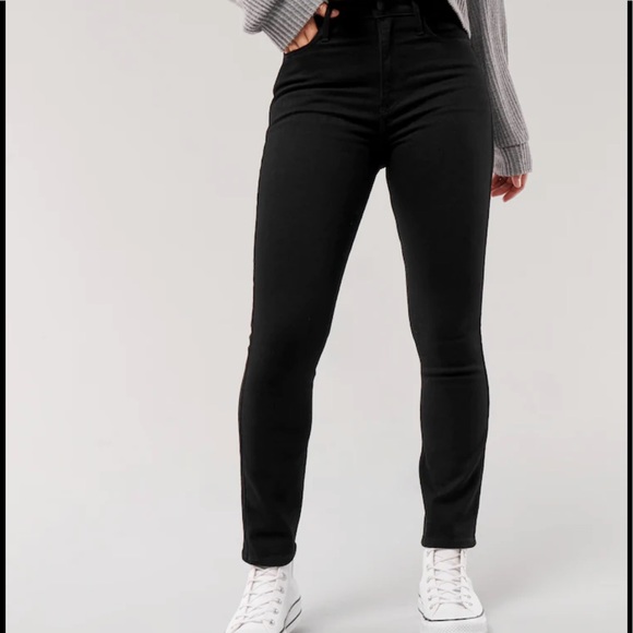 ULTRA HIGH-RISE BLACK SKINNY
ANKLE JEANS - Picture 2 of 6
